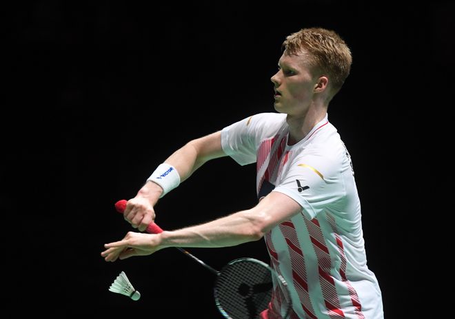 浙江稠州五人得分上双力克新疆，小组第一出线